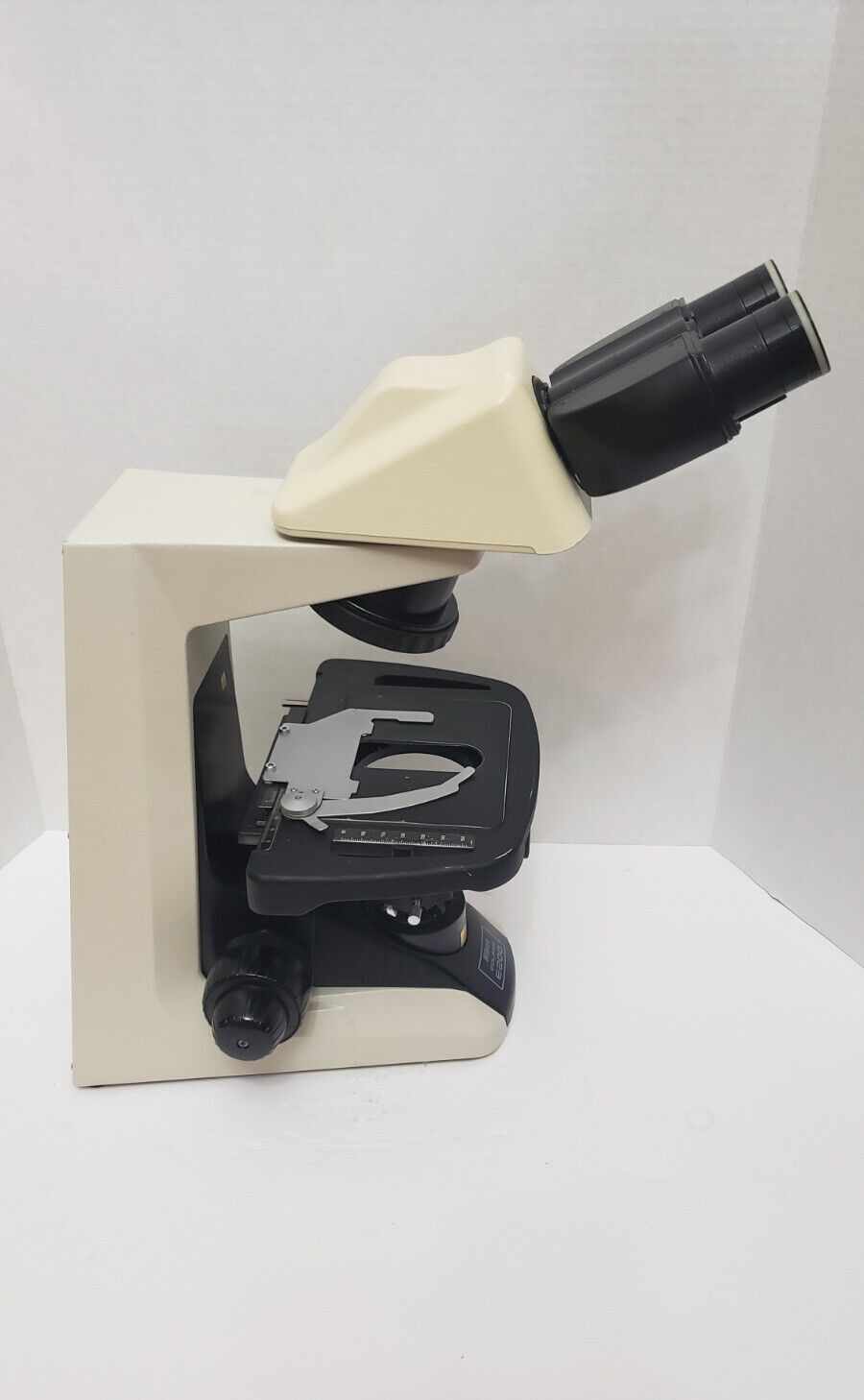 Nikon E200 Eclipse Microscope FOR PARTS AS-IS E200MV - Photo 1