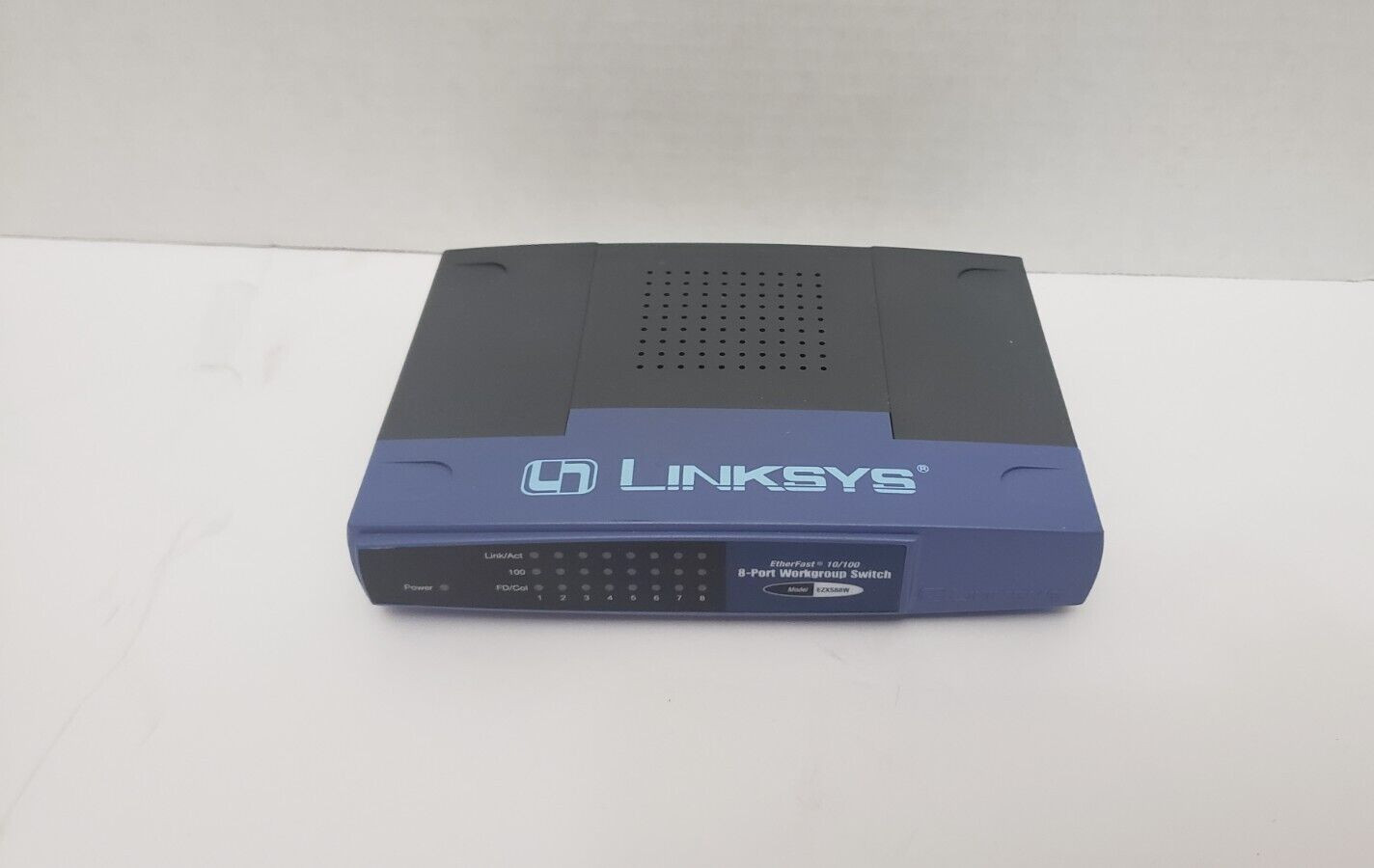 Linksys EZXS88W 10/100 8 Port Workgroup Switch NO PSU - Photo 1