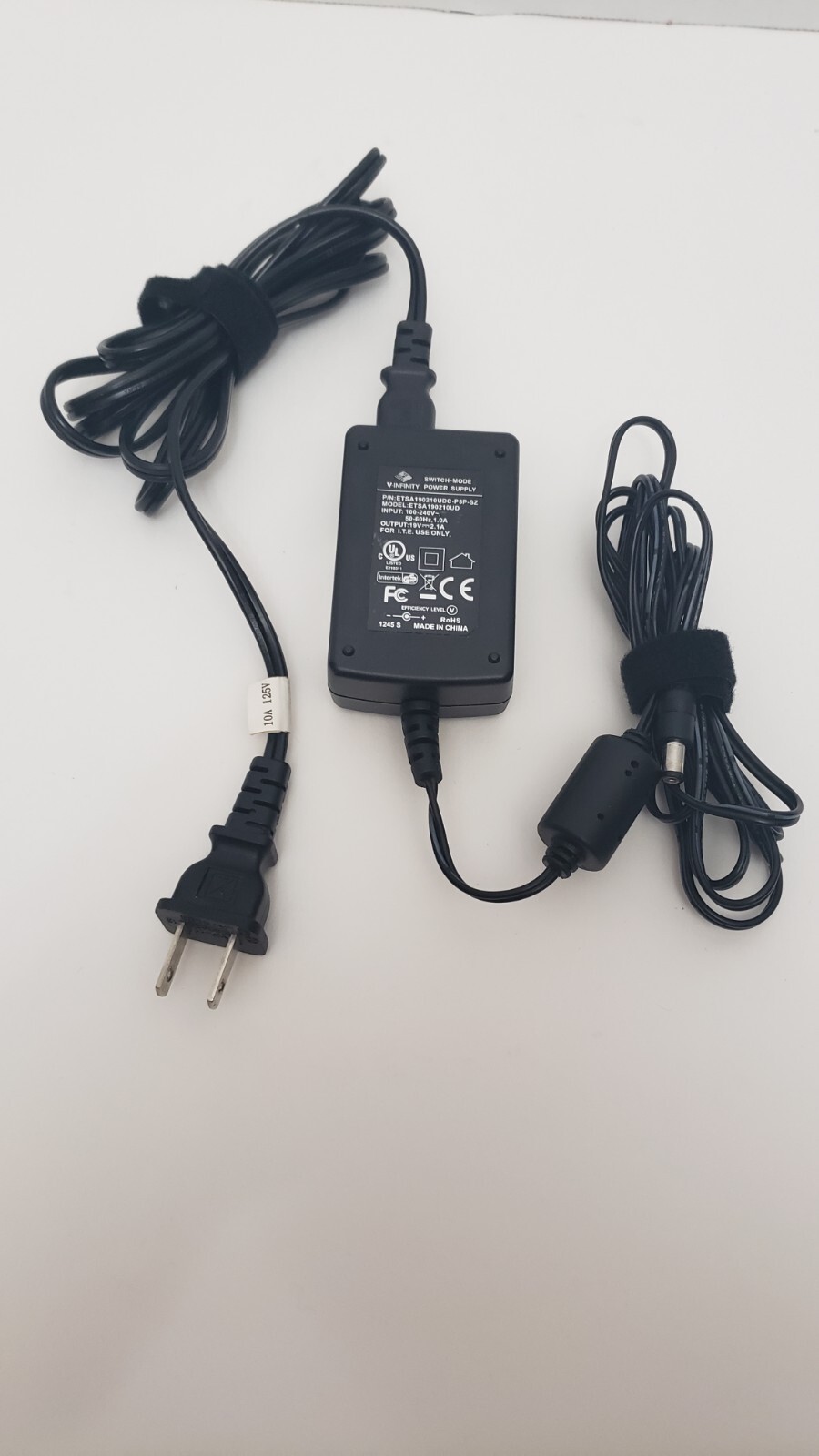 AC Adapter ETSA120500UD SwitchMode ETSA120500UDC-P5P-SZ - Photo 1