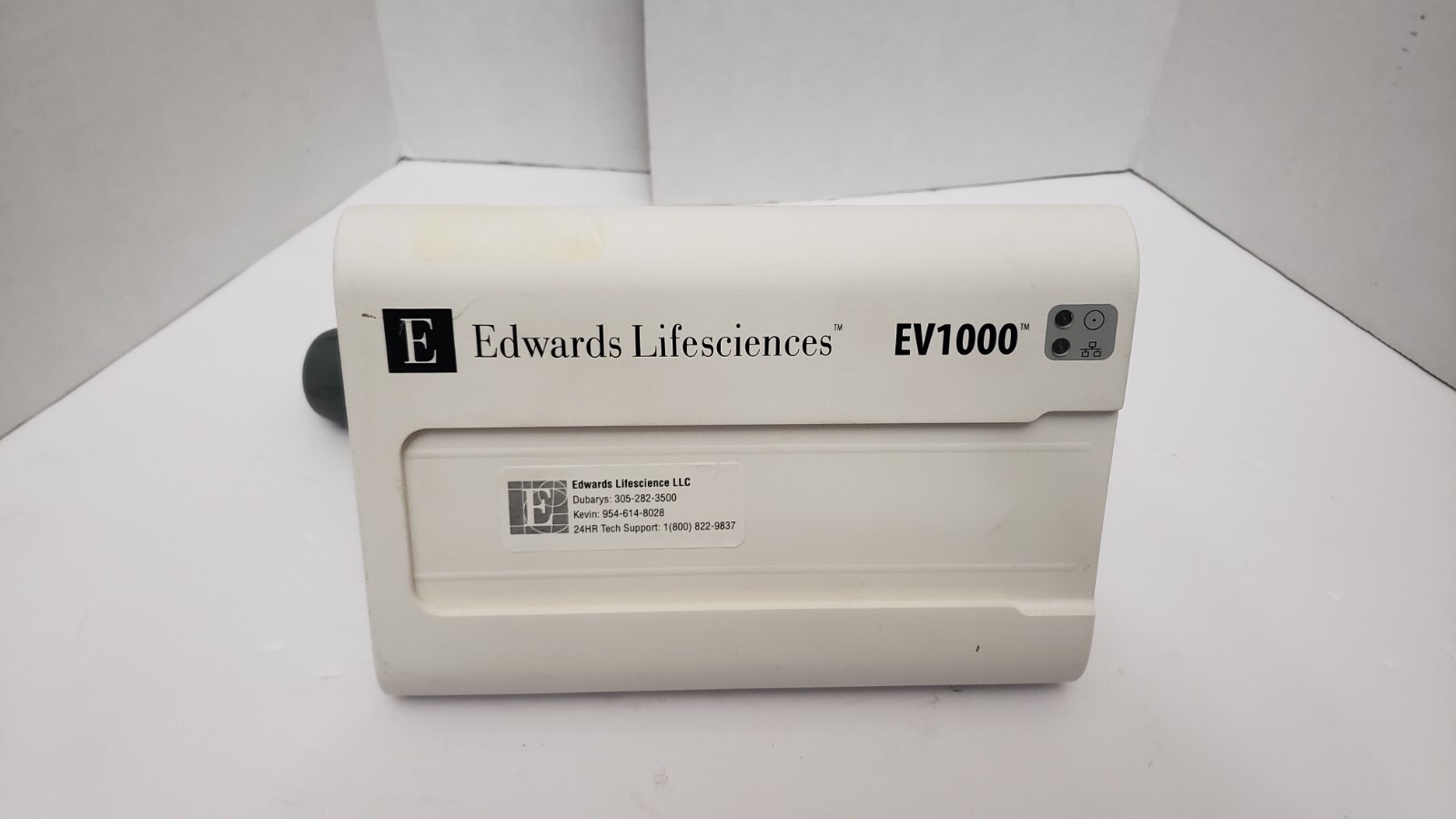 Edwards Lifesciences EV1000 Databox Unit 3 - Photo 1