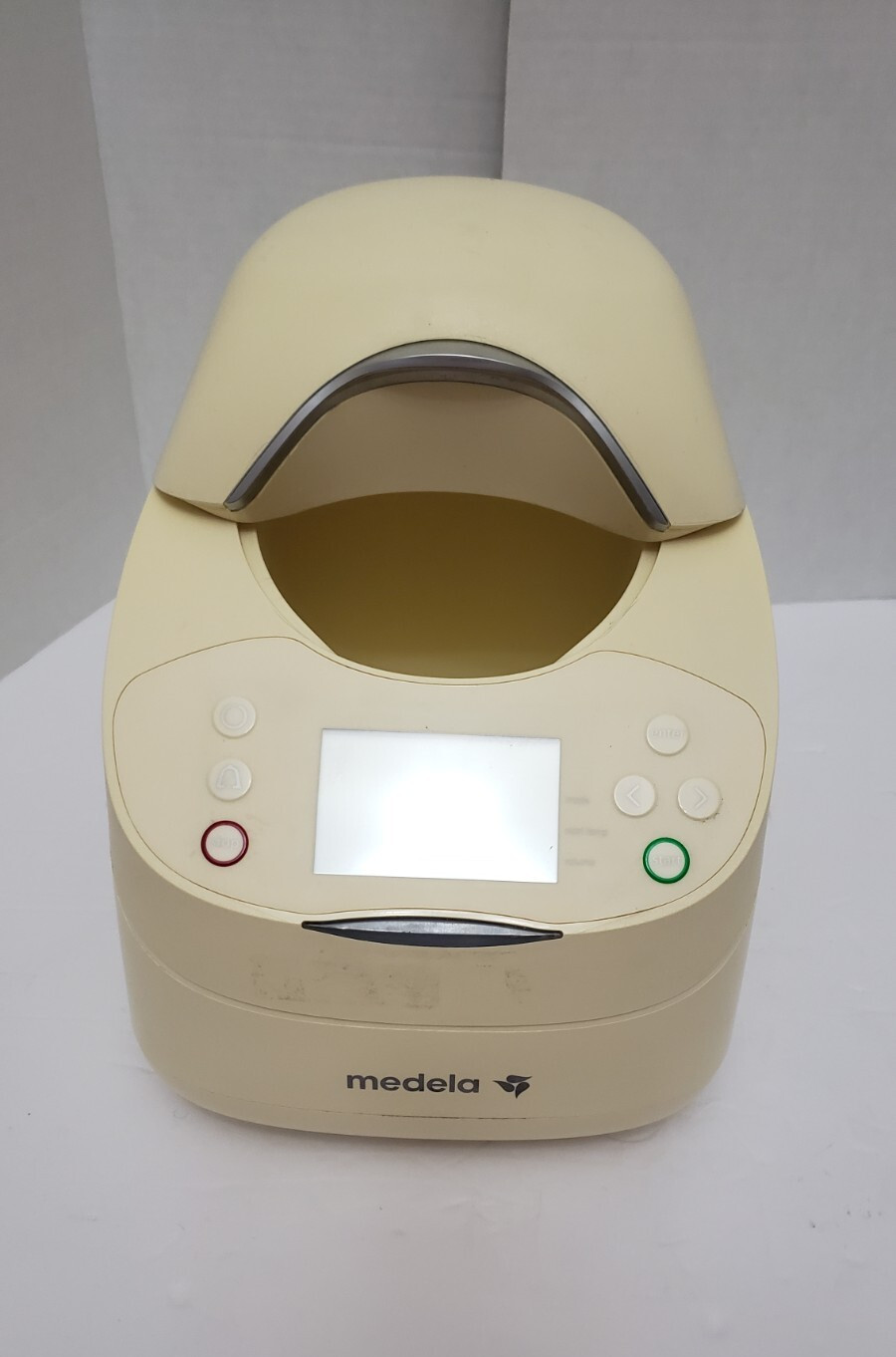 Medela Digital Waterless Milk warmer 87115 FOR PARTS - Photo 1