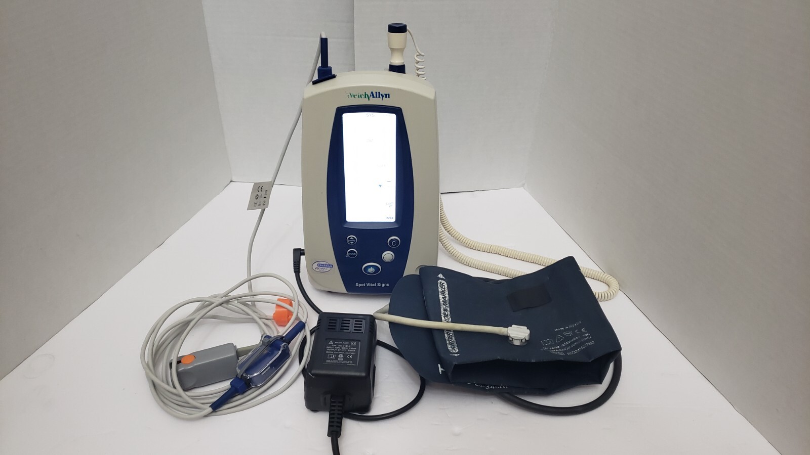 Welch Allyn Spot Vital Signs Monitor w/ PSU, Therm, BP Cuff SPo2 Sensor UNIT 52 - Photo 1