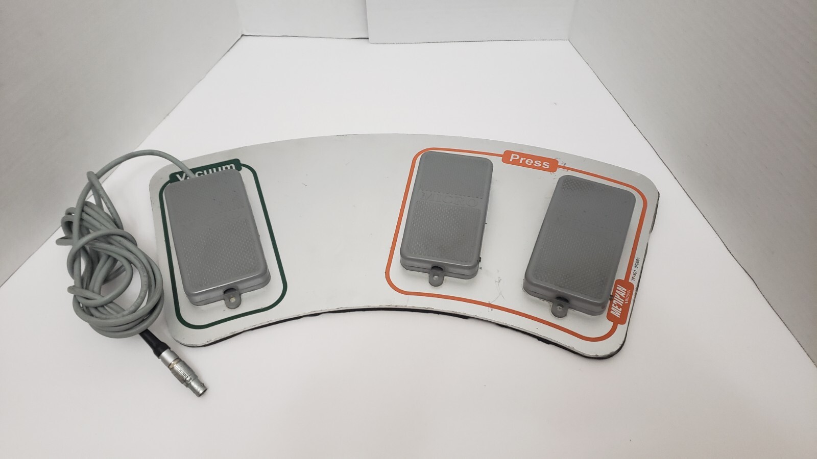 Medikan TP-301 Medical Footswitch - Photo 1