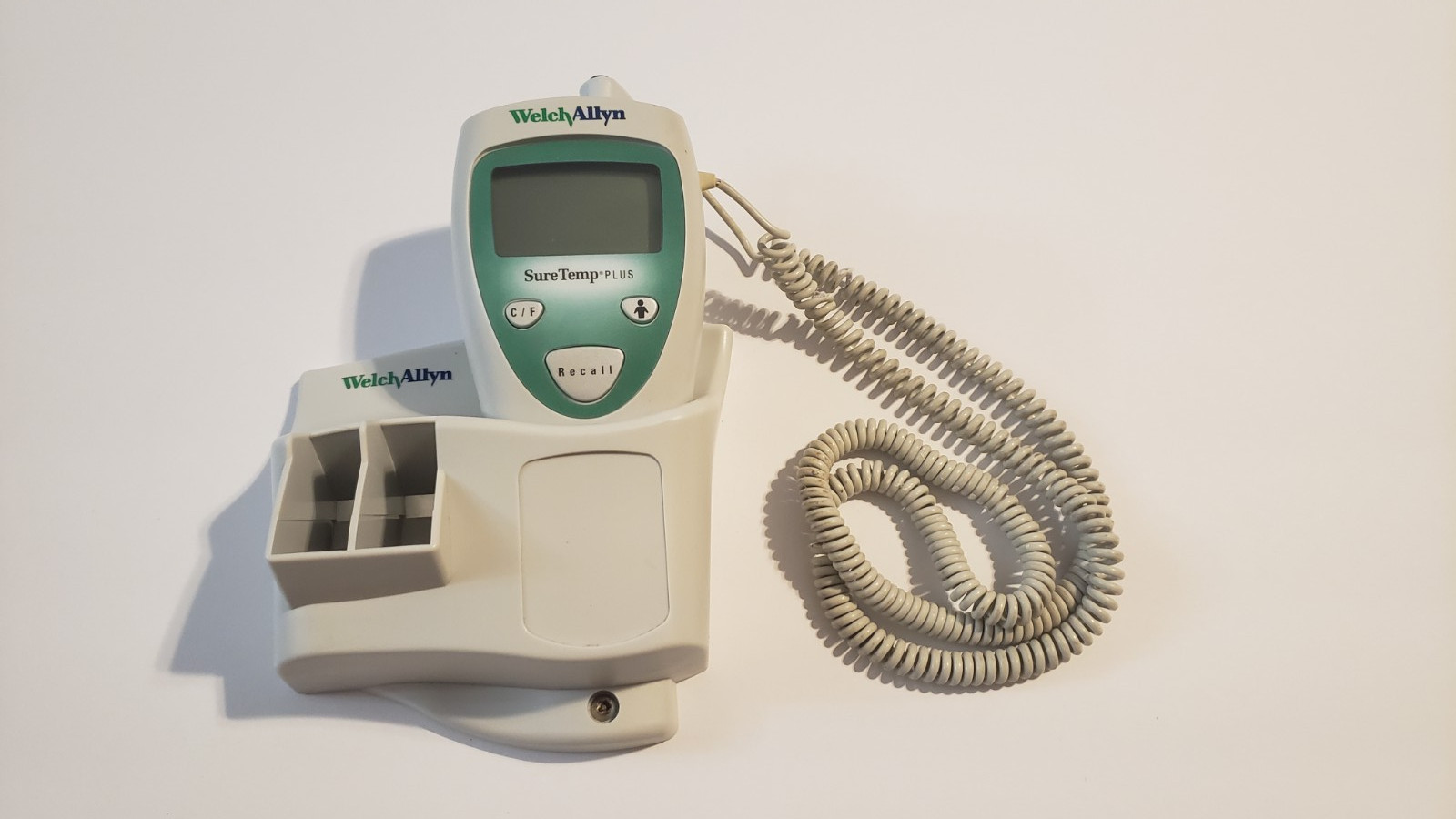 WELCH ALLYN SURETEMP 690 ELECTRONIC THERMOMETER WITH WALL MOUNT ORAL PROBE PARTS - Photo 1