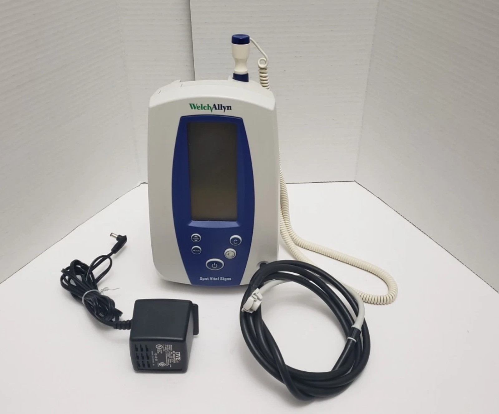 Welch Allyn Spot Vital Signs Monitor with PSU, Therm, BP Hose & Pigtail Unit 50 - Photo 1
