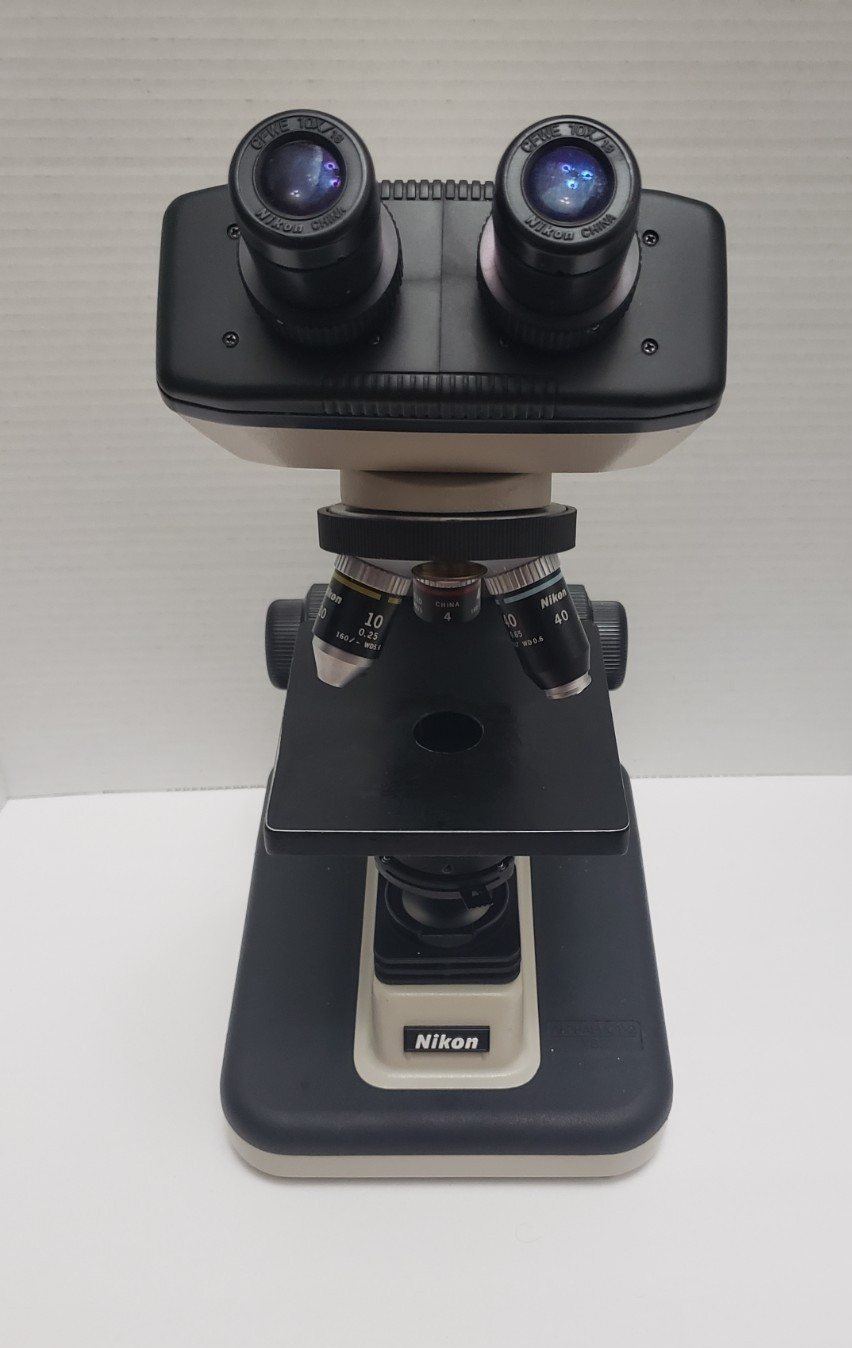 Nikon Alphaphot YS2-H Binocular Microscope with 3 Objectives and Eyepieces - Photo 1