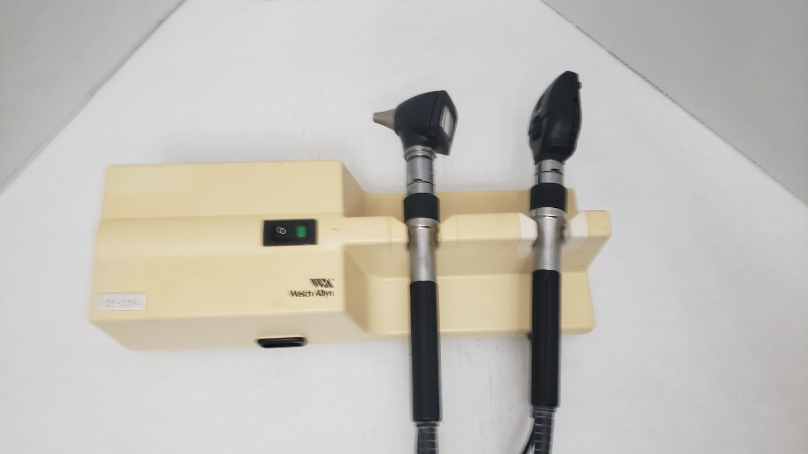 Welch Allyn 767 Series Wall Transformer with Otoscope & Ophthalmoscope Unit 33 - Photo 1