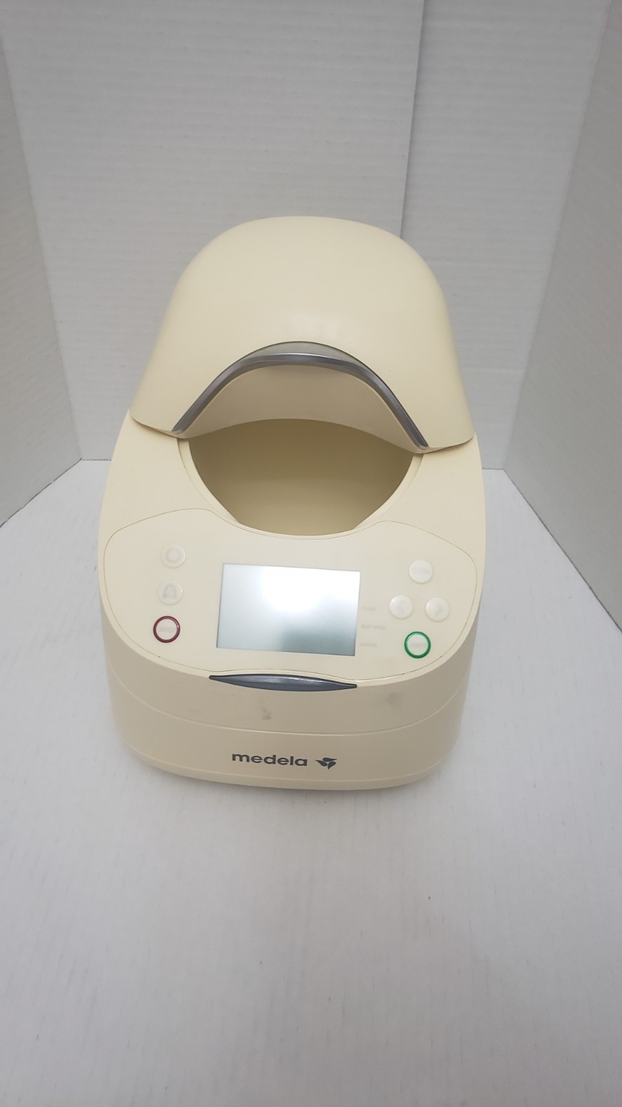 Medela Digital Waterless Milk warmer 87115 Not Working for Parts Unit Y - Photo 1