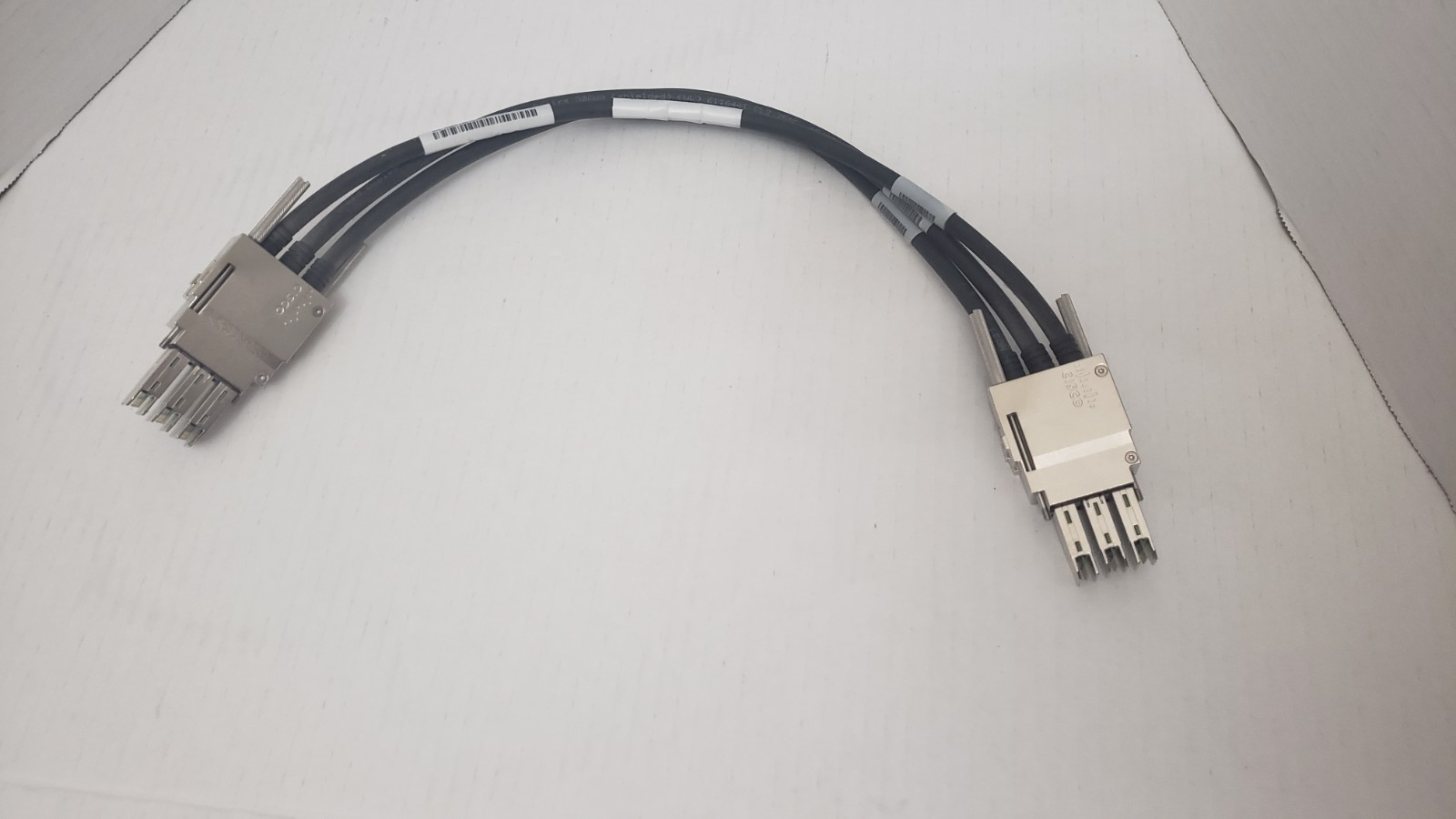 Cisco Stacking Cable 800-40403-01 STACK-T1-50CM for 3850 / 9300 series - Photo 1