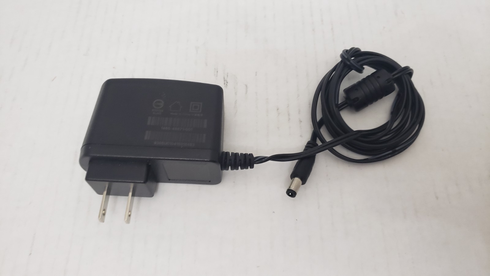MOSO MSP-C3000IC5.0-18A-US AC/DC Switching Wall Adapter 5V 3A - Photo 1