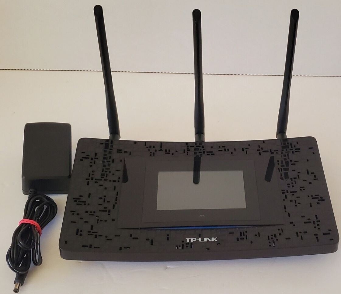 TP-Link Touch P5 AC1900 Smart WiFi Router With Touchscreen Display & 3 Antennas - Photo 1