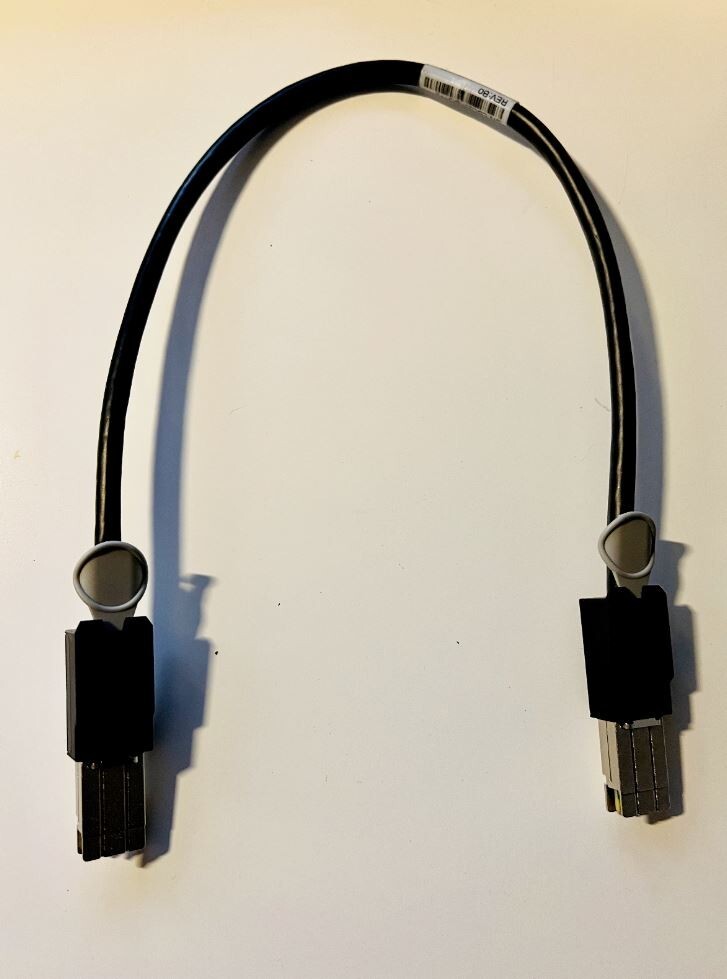 Cisco L45593-E103-D5 0.5m Blade Stack Cable Leoni - Photo 1