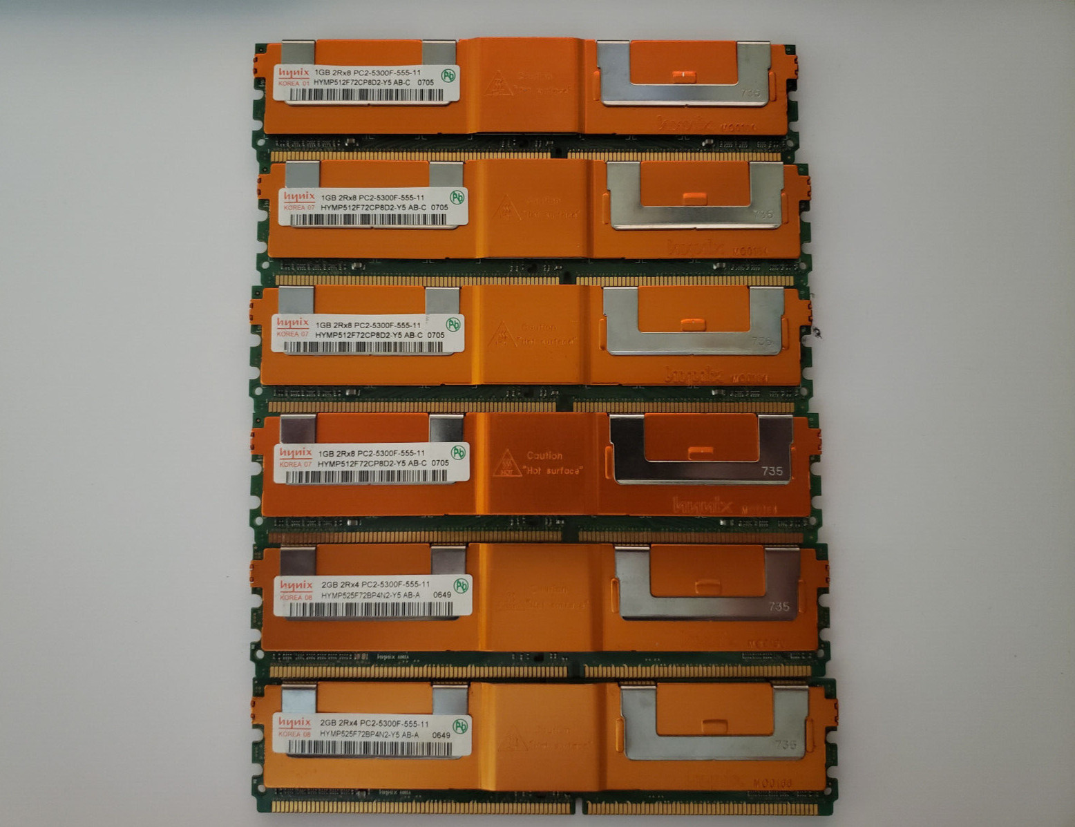 Hynix HYMP512F72CP8D2-Y5 5300F 6GB (6X 1GB) DDR2 2RX8 - Photo 1