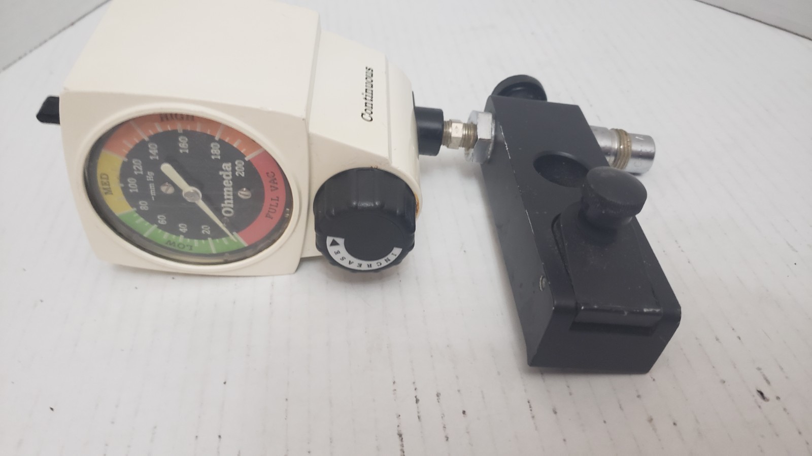 Ohmeda 200 Intermittent Suction Vacuum Regulator Unit D - Photo 1
