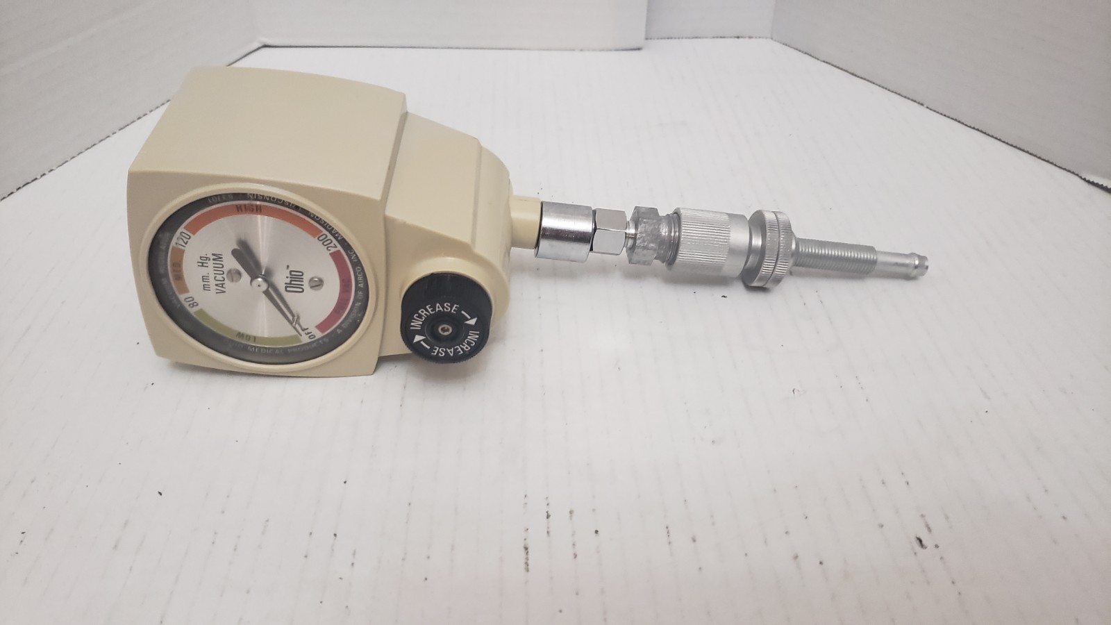 Ohio Medical Vacuum Regulator with Adapter Unit 2 - Photo 1