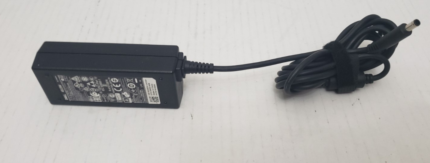 Dell Inspiron 13 7352 45W 19.5V 2.31A AC Power Adapter - Photo 1