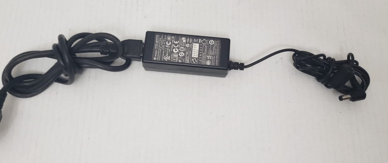 AC Adapter 19V 1A 25W for LG 22M45 22M35 22MP48 22MP57 LED Monitors - Photo 1