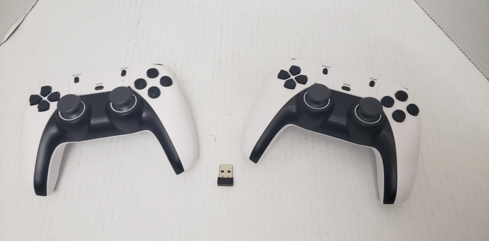 USB Wireless Game Controllers for PC/Laptop Computer Windows XP/7/8/10 - Photo 1