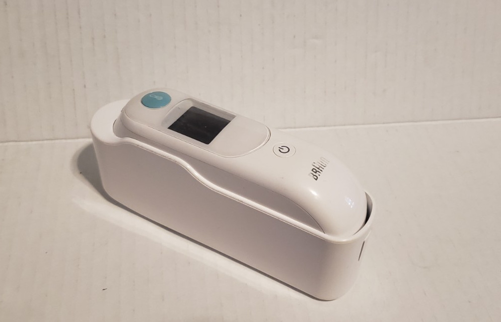 Braun Thermoscan 5 Ear Thermometer IRT6020 with Stand Base - Photo 1