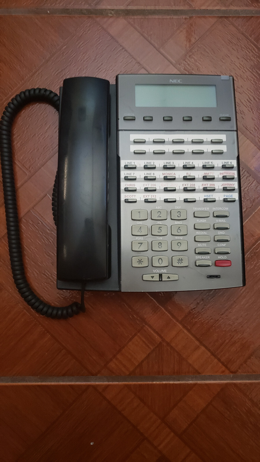 NEC DSX 34B Display Tel BK IP Phone 1090021 NEC DSX 34B - Photo 1