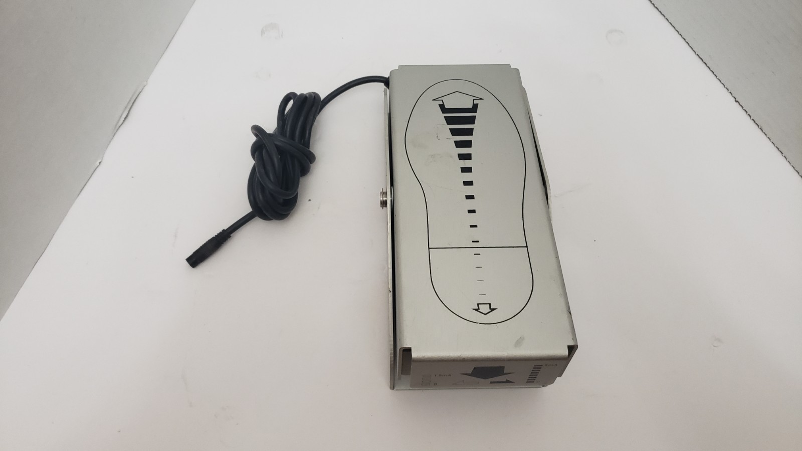 Life-Tech Inc Single Pedal Footswitch IP-07 NLP3 - Photo 1