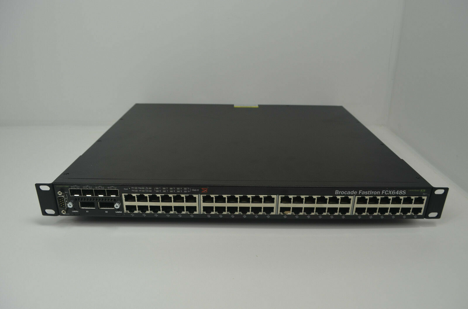 Brocade FCX648S FastIron 48 Port Gigabit Managed Switch Dual PSU - Photo 1