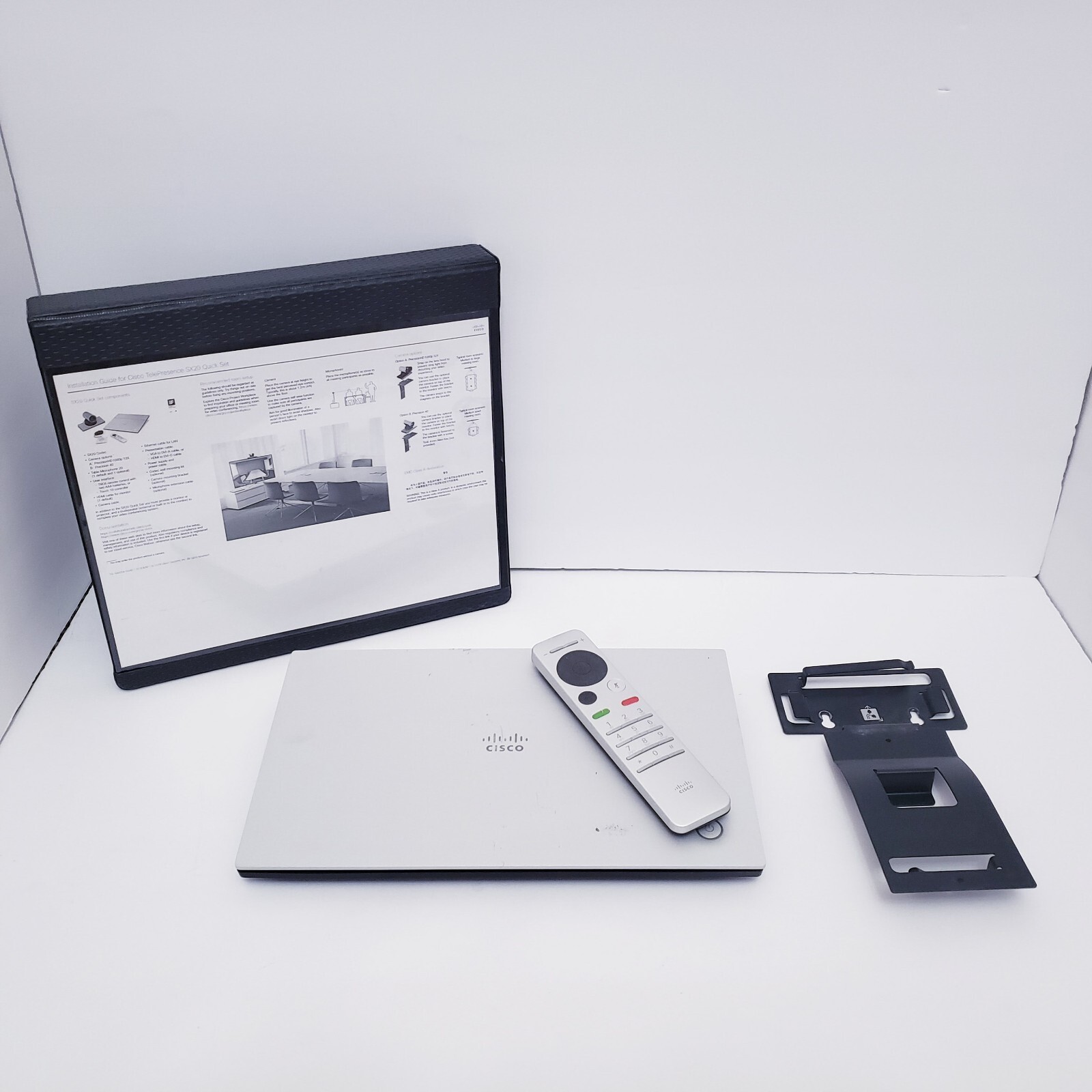 Cisco TelePresence SX20 video conference system remote control tested working - Photo 1