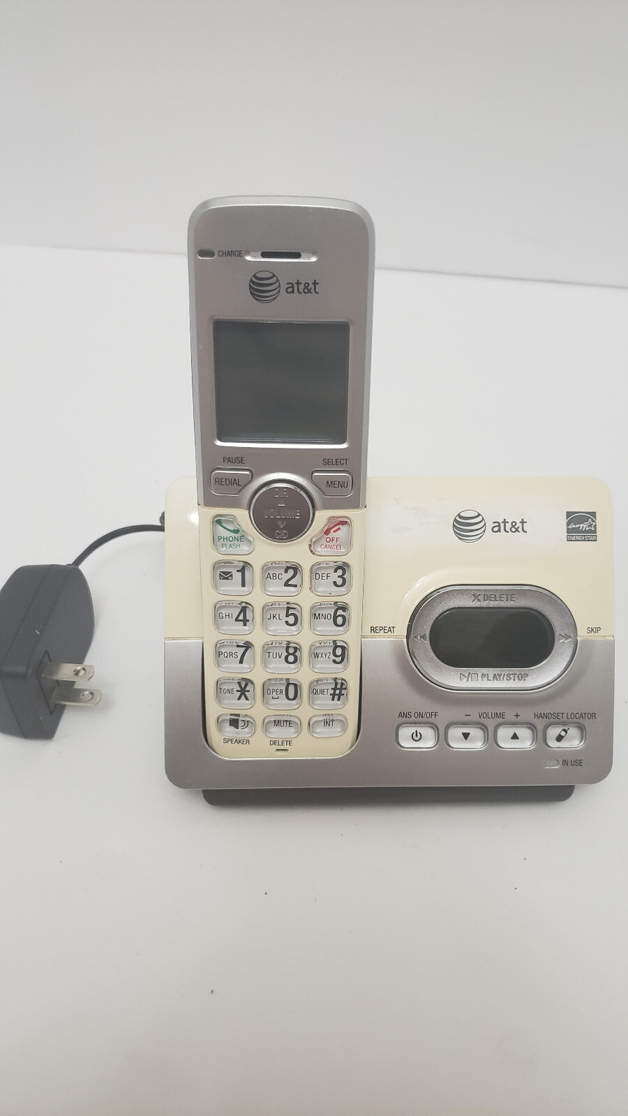AT&T Handset DECT 6.0 Cordless Answering System with Caller ID/Call Waiting - Photo 1