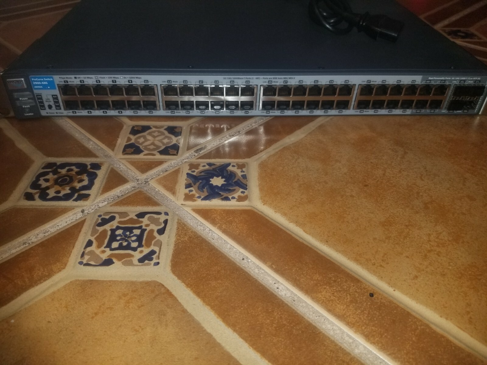 HP J9050A Procurve 48 Port Gigabit HP 2900-48G - Photo 1