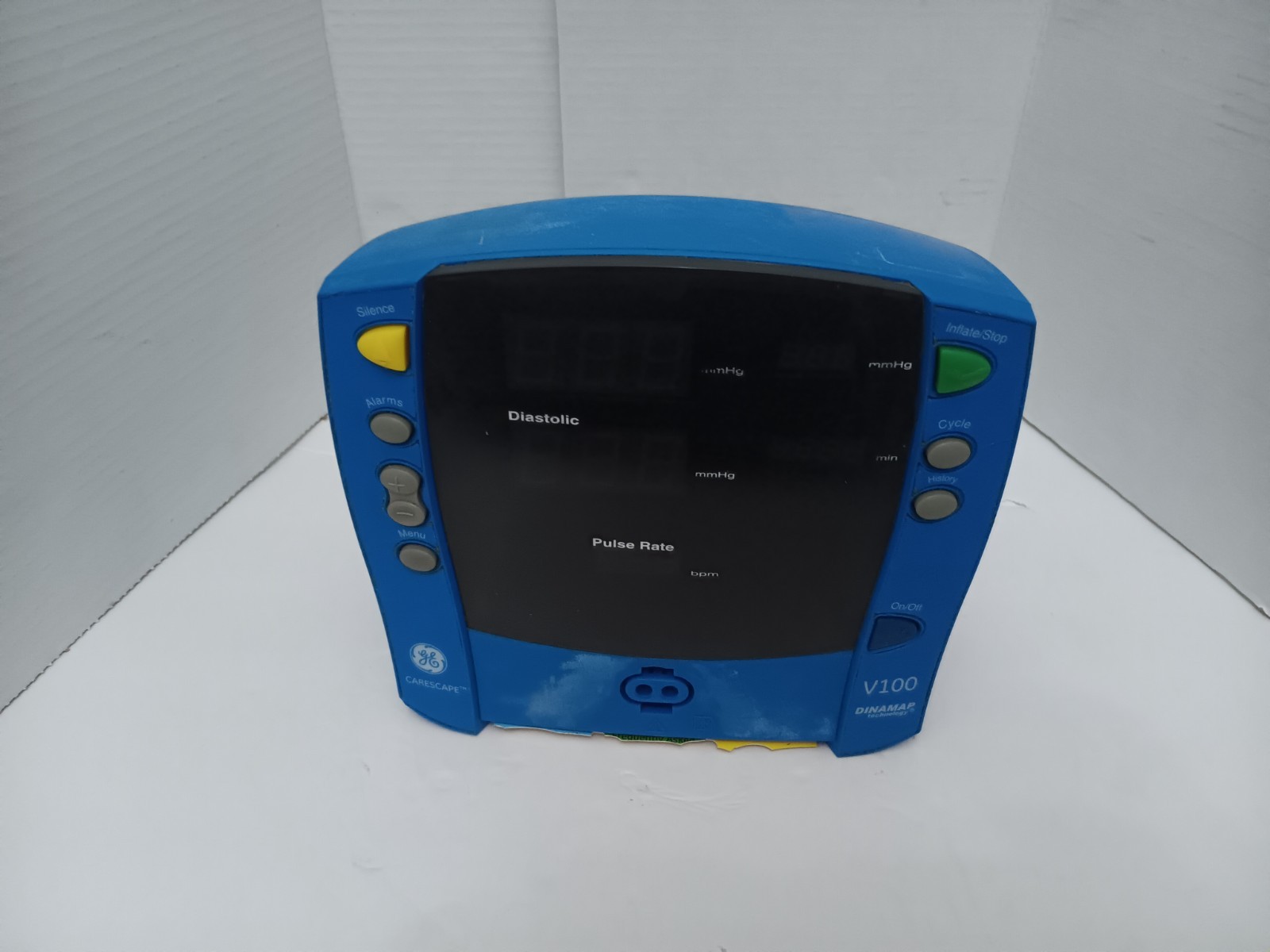 Dinamap Carescape V100 Patient Monitor for Parts or Repair - Photo 1