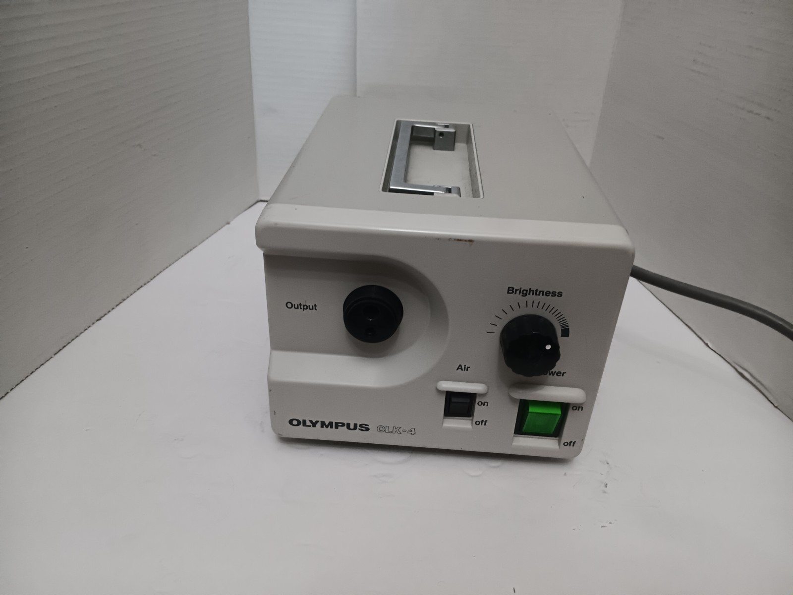 Olympus CLK-4 Endoscopy Light Source with Power Cord - Photo 1